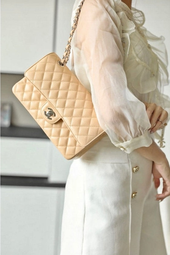 Elegant Quilted Leather Shoulder Bag