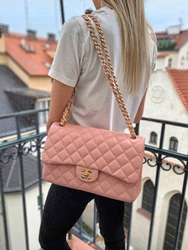 Elegant Quilted Leather Shoulder Bag